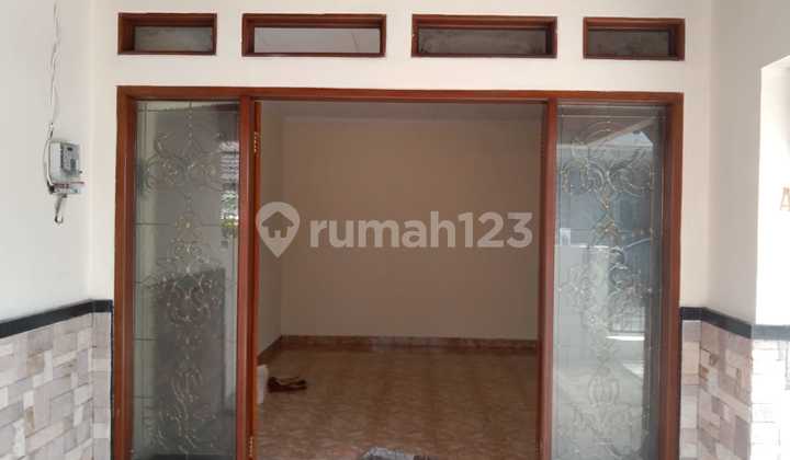 Jual Cepat Murah Rumah Bagus Rapi Siap Huni 1 Lantai Halaman Belakang Luas di Kompl. Dpr Bintaro Jaya Sek 2, Tangsel 2