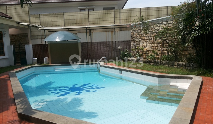Rumah Luas +pool Harga Mendekati Njop Di Pondok Indah