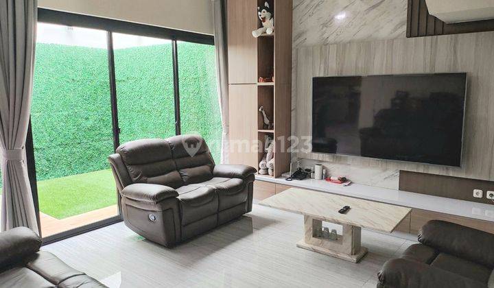 Rumah Mewah Furnished Green Garden Residence Interior Premium 1