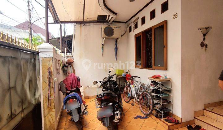 Rumah Furnished Siap Huni Jl Mangga Duri Kepa 2,5 Lantai 2