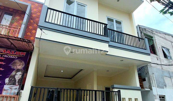 Rumah BARU Minimalis Sunrise Garden 3 Lantai Siap Huni 2