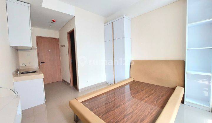 B Residence Type Studio Semi Furnished Lantai Rendah 6 Lokasi Top 1