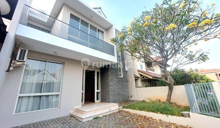 Rumah Cantik Furnished 2 Lantai Taman Alfa Indah Blok B Siap Huni