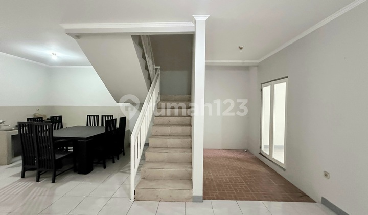 Rumah Minimalis 2 Lantai Metro Permata 1 Siap Huni 