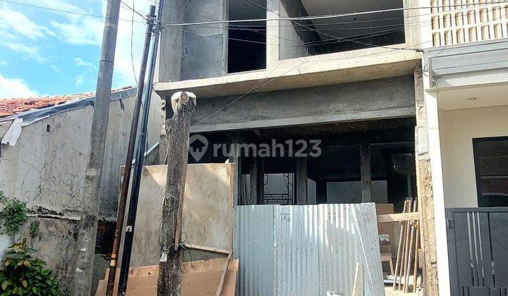 Rumah Baru Minimalis Di Taman Aries Dekat Taman 1