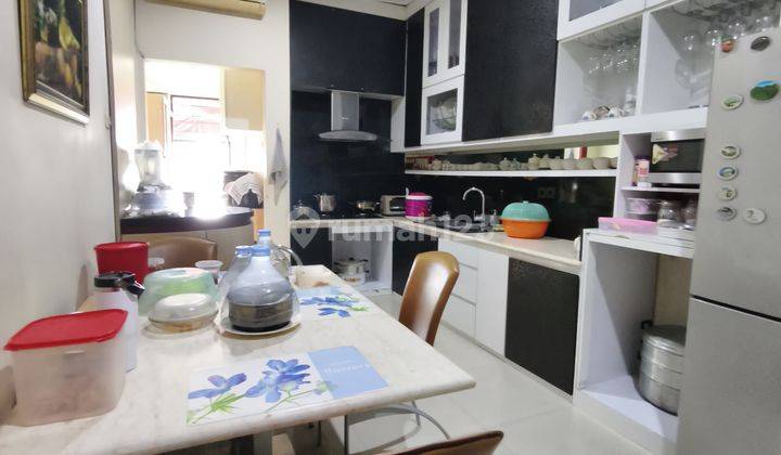 Rumah Hook Metro Permata 1 Jalan Boulevard 2 Lantai  2