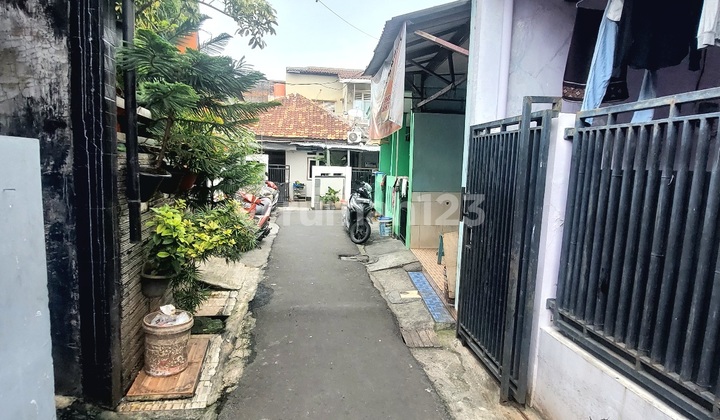 Rumah 2,5 Lantai Komplek Depag Kedoya (Cash Only) 2