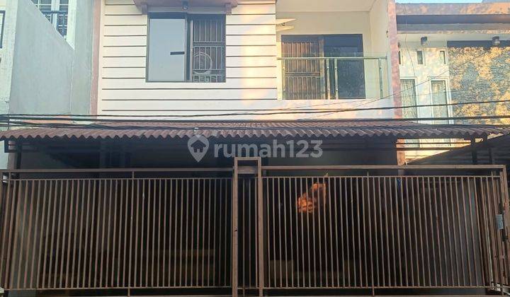 Rumah Furnished Minimalis Taman Semanan Indah  1