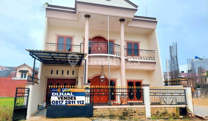 Rumah Cantik Metland Puri Blok F Siap Huni Dekat Danau