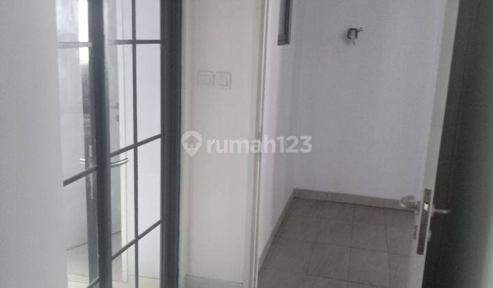 Rumah 3 Lantai di Lavon 2 Cluster Viridia, Tipe 6x9, Lt lb 54 124,5 M2, Non Furnished 7