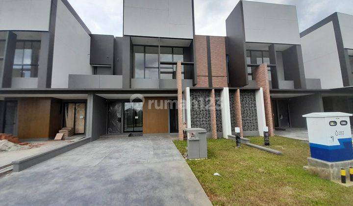 Rumah 2 Lantai Suvarna Sutera Cluster Alam Signature, Tipe 8x20, Lt Lb 160 167 M2, Semi Furnished 2