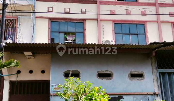 5-Story Shop House on Jl. Pengukiran Pekojan, Type 4x15, Land Area/Building Area 61/296 m2, Unfurnished 2