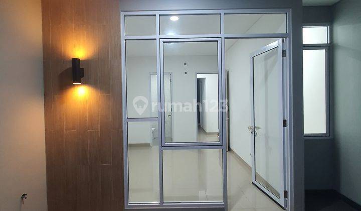 Rumah 3 Lantai Duri Nirmala, Tipe 4,5x16, Lt lb 72 155, Non Furnished, SHM 2