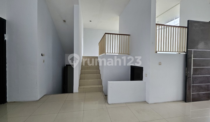 For Rent West Jakarta House Move-In Ready Unit Citra Garden Complex For Rent West Jakarta House Move-In Ready Unit Citra Garden Complex