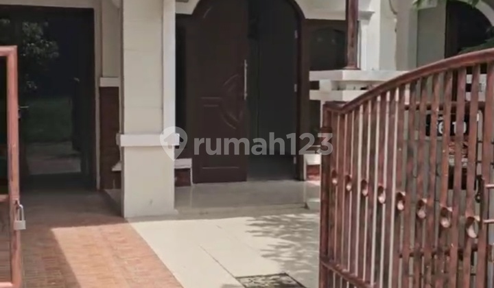 For Rent House in Metland Puri Besar, Good, Ready to Occupy