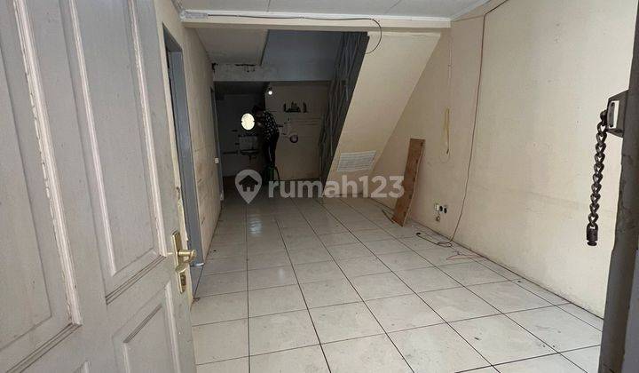 Dijual Rumah di Taman Semanan Indah 6x16 2