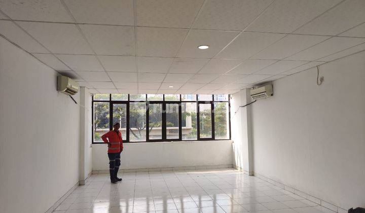 Disewakan Ruko Siap Pakai 3 Lantai Tangerang Kota 1