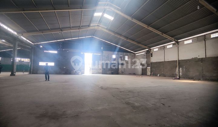 Disewakan Gudang Tangerang Luas Gudang 2100m2 Disewakan Gudang Tangerang Luas Gudang 2100m2
