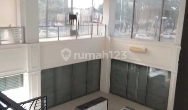 Disewa Ruko 3 Gandeng Tangerang Kota Kom Green Village Hadap Jalan Disewa Ruko 3 Gandeng Tangerang Kota Kom Green Village Hadap Jalan