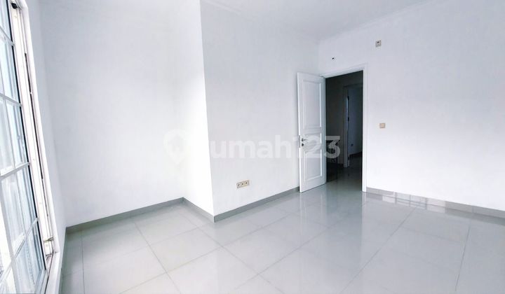 Disewakan Rumah Di West Europe ( Green Lake )

* Uk   : 4x15
*
 2