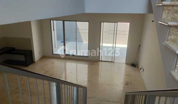 Rumah Cluster Violin di Golf Island, Jakarta Utara