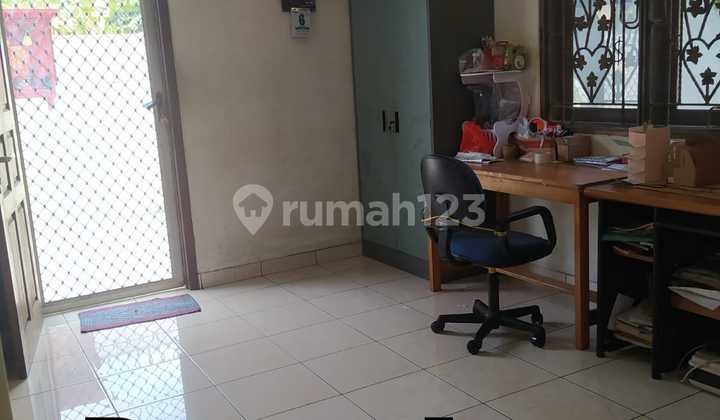 Jual Cepat BU Rumah Hoek di Semanan 2