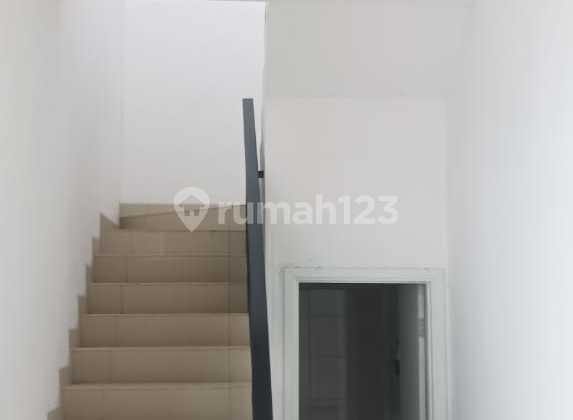 For Rent Australia Boulevard House 8 X 16