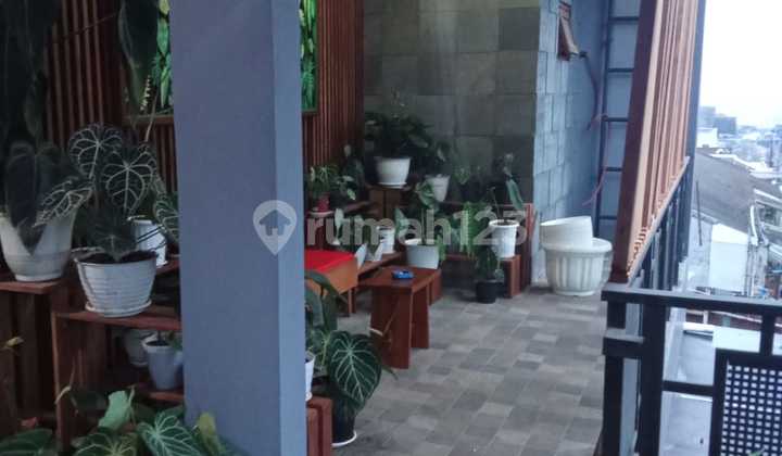 Murah Rumah 3 Lantai Super Fungsional Masih Sangat Terawat" 2