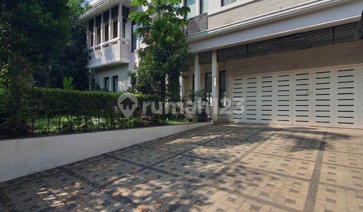 Rumah SHM Kemang, Jakarta Selatan