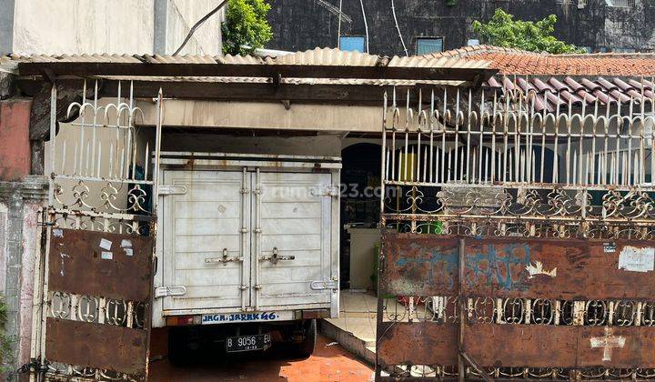 Rumah Tua Hitung Tanah di Kebon Kacang Jakarta Pusat 1