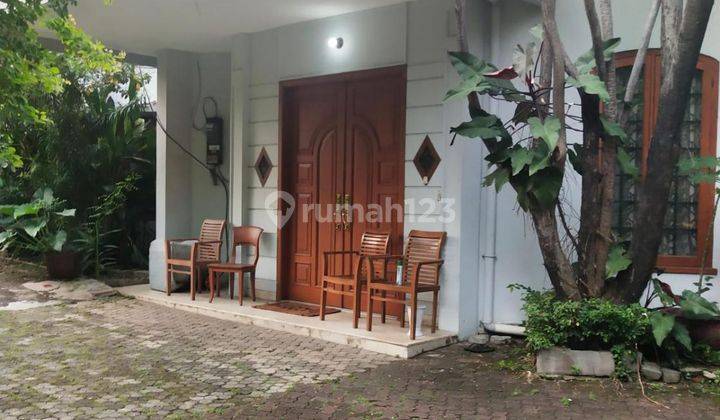 Rumah lama Siap Huni di Menteng  2