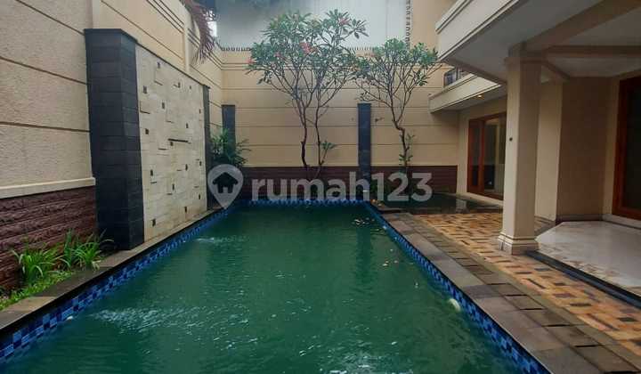 Rumah Bagus di Pondok Indah Jakarta Selatan
