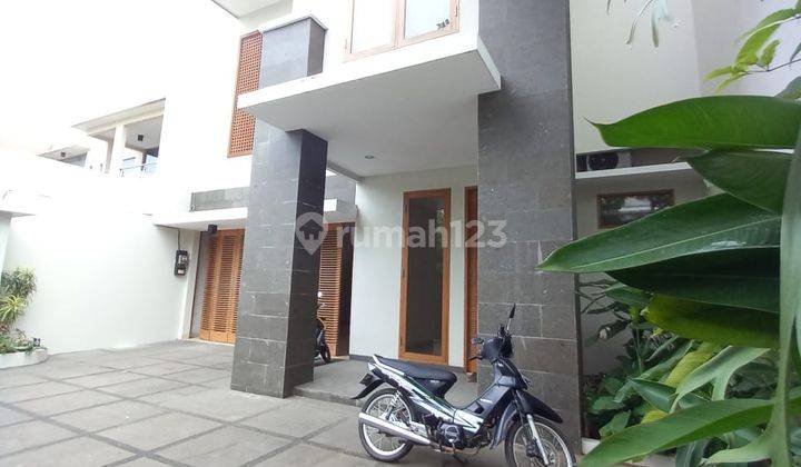 Rumah Modern Minimalis di Kemang Jakarta Selatan 2