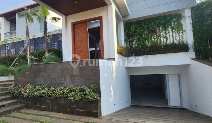 Rumah Mewah di Pondok Indah Jakarta Selatan 