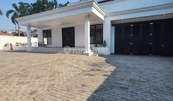 Rumah Bagus di Kebayoran Baru Jakarta Selatan  1