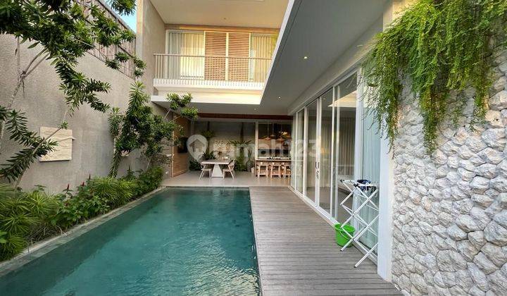 LUXURY VIILA in Seminyak Badung Bali  2