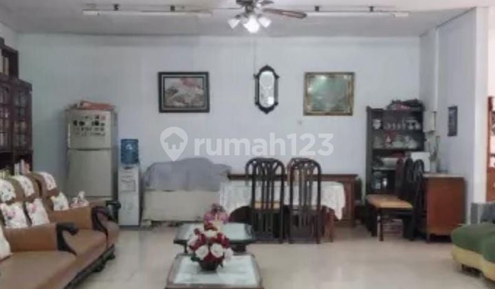 Rumah Bagus di Kebayoran Baru Jakarta Selatan  2