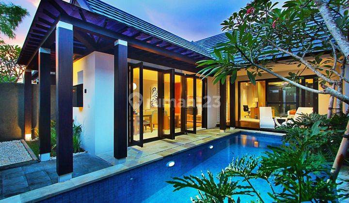 Minimalis Villa di Nakula Seminyak Bali  1