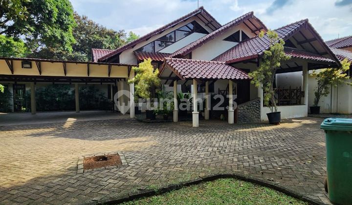 Rumah Asri di Lebak Bulus Jakarta Selatan 