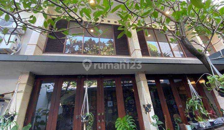 Rumah Bagus Siap Huni Di Jl Kebayoran Baru 1