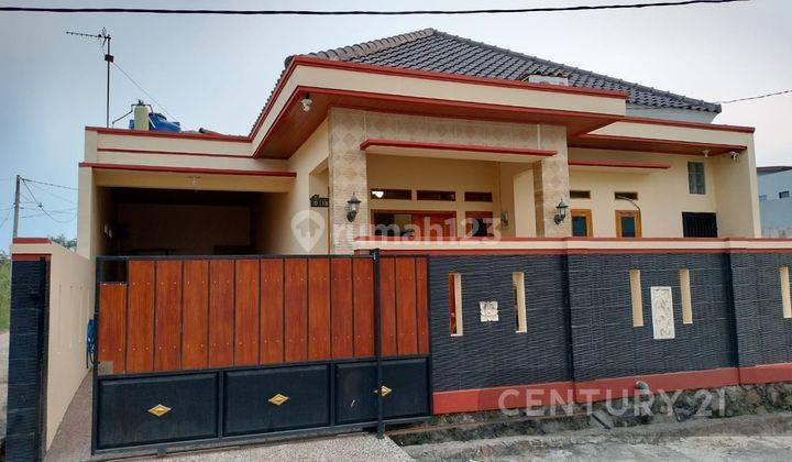 Hunian Bagus Semi Furnished Nancang Indah 1