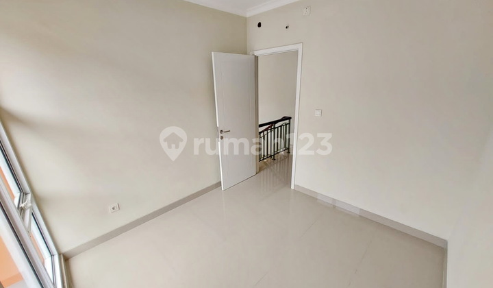 Hunian Bagus 2 Lantai Cluster Atlanta Tangerang 2