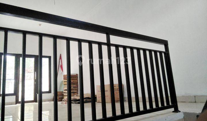 Ruko 2 Lantai Taman Sari Dilalui Banyak Kendaraan 7