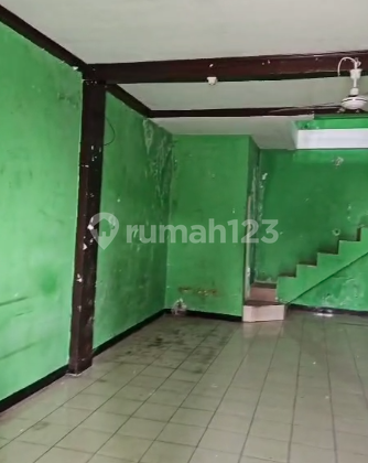 2-Story Shop House on Labuan Main Road Suitable for Business 2