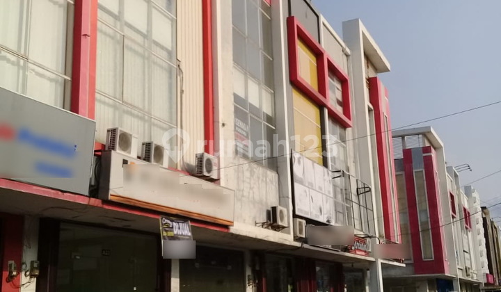 Strategic CBS Shophouse Facing Main Road PCI 2