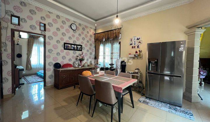 Hunian Bagus Sekali Furnished Villa Permata Hijau 14