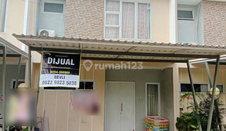 Hunian Bagus 2 Lantai Komplek Elit Emerald Lake 1