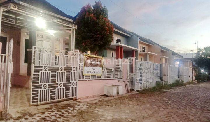 Hunian Oke Minimalis Pci Akses Tol Dilalui Bis Karyawan 2