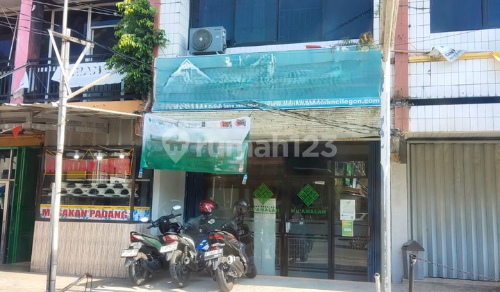 Ruko 3 Lantai Jombang Dekat RS Kurnia dan Stasiun Ruko 3 Lantai Jombang Dekat RS Kurnia dan Stasiun