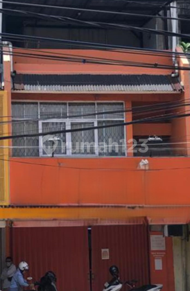 Strategic Shop House on Main Road of Pci Housing Strategic Shop House on Main Road of Pci Housing